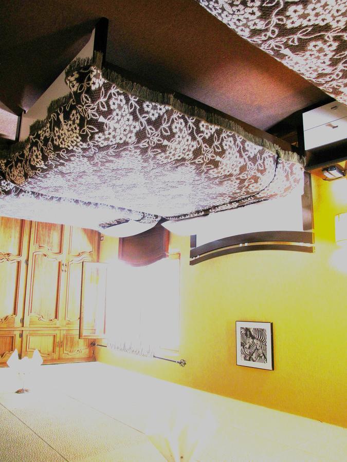 Aqua Hostal Mabel Куенка Екстер'єр фото